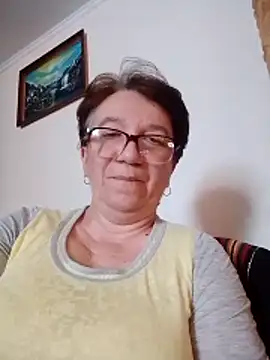 Snapshot of KetQueen101 chatting on May 12, 2026, 8:10 am KetQueen101 online show from May 12, 2026, 8:10 am