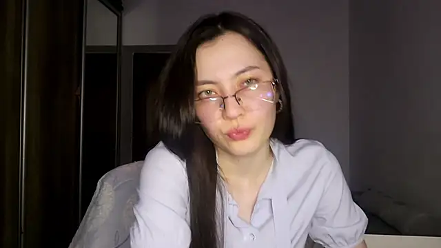 Snapshot of AshleyTropiano chatting on May 30, 2026, 3:17 pm AshleyTropiano online show from May 30, 2026, 3:17 pm