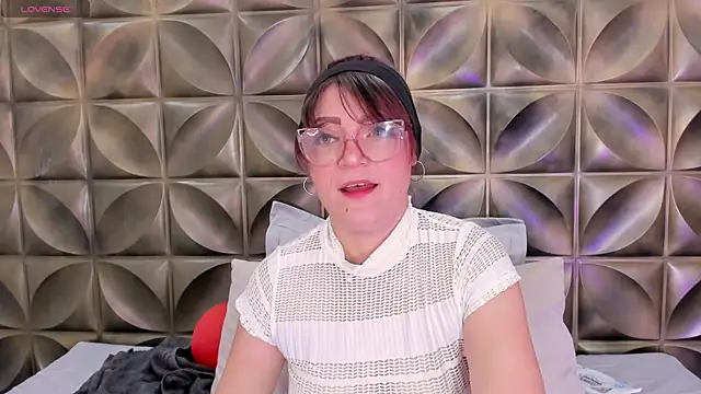 Snapshot of Gaia_rougee chatting on May 23, 2026, 1:10 pm Gaia rougee online show from May 23, 2026, 1:10 pm