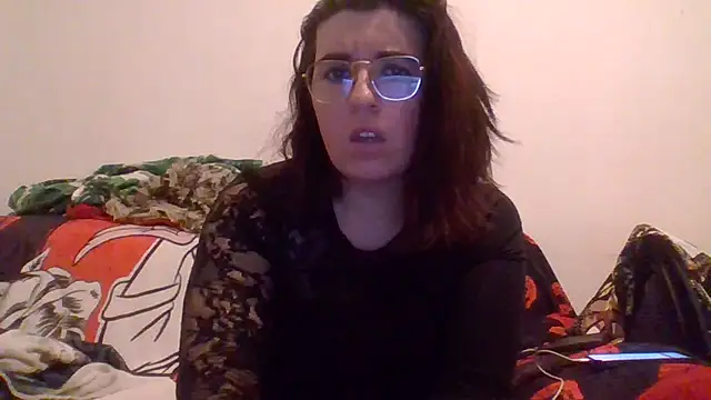miss16 online show from May 4, 2026, 8:06 am