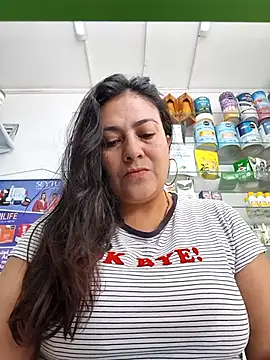 Snapshot of roxana_sexy_2026 chatting on May 7, 2026, 2:31 pm roxana sexy 2026 online show from May 7, 2026, 2:31 pm