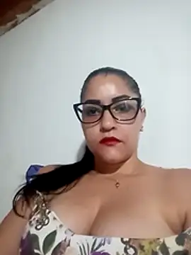 Snapshot of anita0123 chatting on July 2, 2026, 12:11 am anita0123 online show from July 2, 2026, 12:11 am
