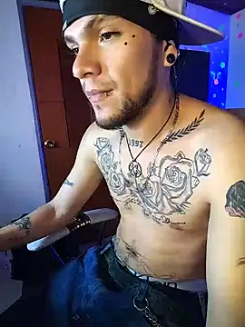 FonixXBelialX online show from June 5, 2026, 1:43 am