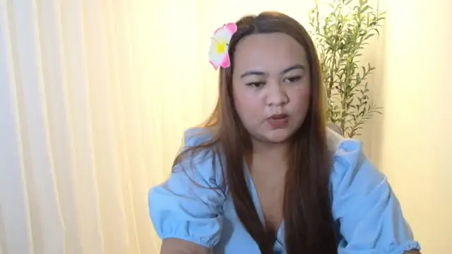 Snapshot of Czarinna chatting on May 25, 2026, 4:38 pm Czarinna online show from May 25, 2026, 4:38 pm