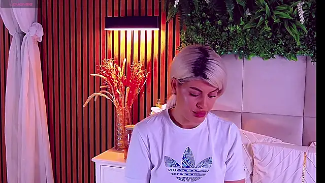 BunnyGoneBad online show from May 24, 2026, 3:06 am