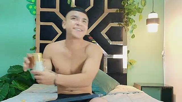 Snapshot of ELGRAN_JEFE chatting on June 1, 2026, 6:29 pm ELGRAN JEFE online show from June 1, 2026, 6:29 pm