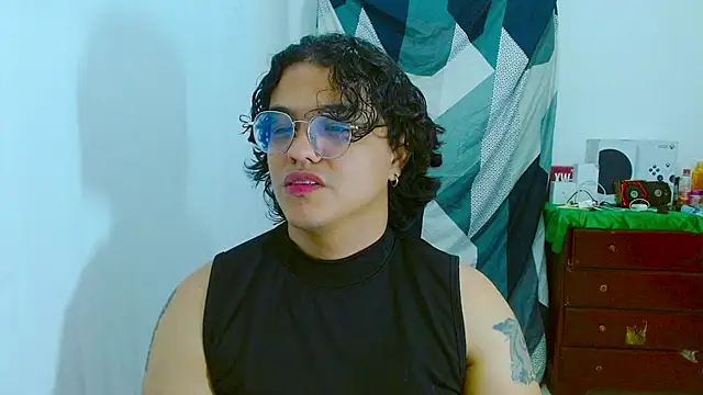 Diane exotic online show from July 23, 2026, 11:44 pm