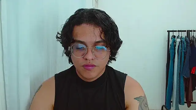 Snapshot of Diane_exotic chatting on June 11, 2026, 12:32 am Diane exotic online show from June 11, 2026, 12:32 am
