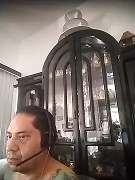 Snapshot of JefeGorila chatting on May 26, 2026, 5:00 pm JefeGorila online show from May 26, 2026, 5:00 pm