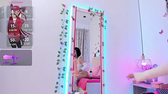 Snapshot of Miamoon7 chatting on May 27, 2026, 12:12 pm Miamoon7 online show from May 27, 2026, 12:12 pm
