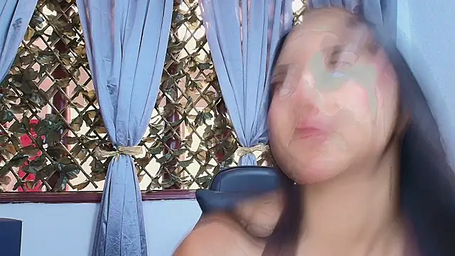 Sofia Browm online show from July 6, 2026, 4:09 pm