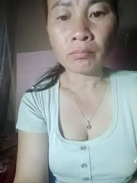 Snapshot of Lella_01 chatting on July 30, 2026, 5:12 pm Lella 01 online show from July 30, 2026, 5:12 pm