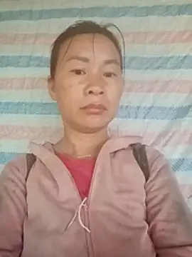 Snapshot of Lella_01 chatting on July 3, 2026, 11:22 pm Lella 01 online show from July 3, 2026, 11:22 pm