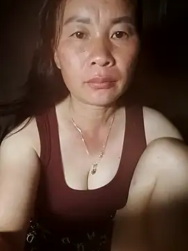 Snapshot of Lella_01 chatting on June 23, 2026, 1:20 pm Lella 01 online show from June 23, 2026, 1:20 pm