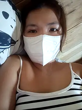 Cum200w online show from April 26, 2026, 2:53 am