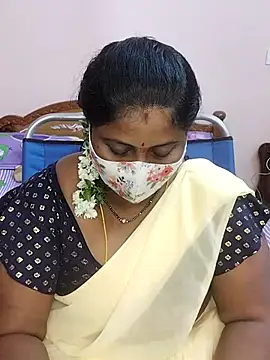 Snapshot of telugu_Geetha40 chatting on August 6, 2026, 8:53 am telugu Geetha40 online show from August 6, 2026, 8:53 am
