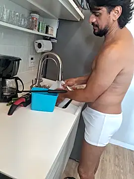 Nicostorm online show from April 26, 2026, 5:43 pm