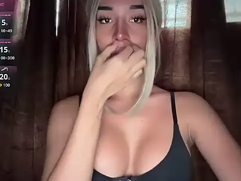 Snapshot of Maria_magdalena11 chatting on July 10, 2026, 8:14 am Maria magdalena11 online show from July 10, 2026, 8:14 am