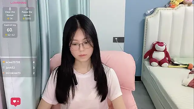 Snapshot of Luna-666 chatting on June 14, 2026, 2:29 pm Luna-666 online show from June 14, 2026, 2:29 pm