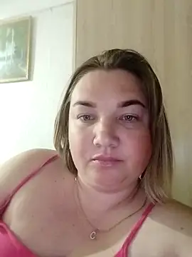 MiyaOlliver online show from April 30, 2026, 8:21 am