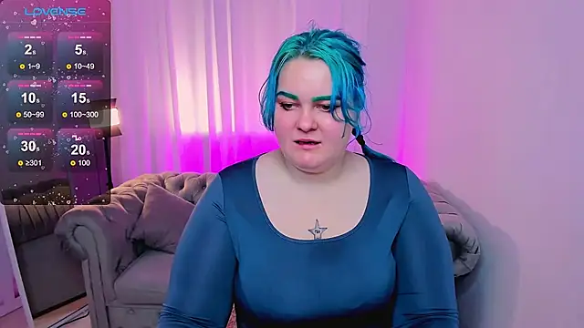 Amelia Skyee online show from June 13, 2026, 3:32 pm