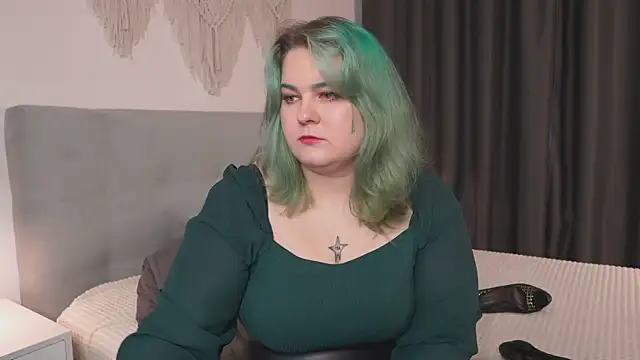 Amelia Skyee online show from May 11, 2026, 3:18 pm