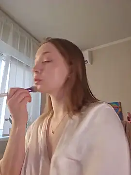 ooopsitscandy online show from June 9, 2026, 3:57 pm