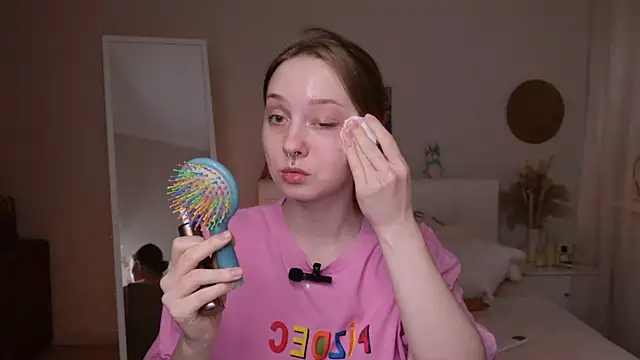 ooopsitscandy online show from June 22, 2026, 6:05 pm