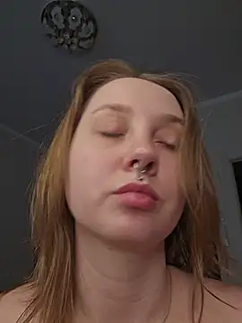 ooopsitscandy online show from June 16, 2026, 3:01 pm