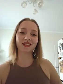ooopsitscandy online show from May 24, 2026, 3:45 pm