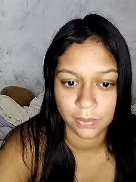 zoehot07 online show from May 5, 2026, 1:52 am