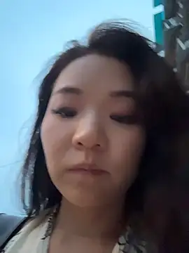 xiaochengzi505 online show from June 27, 2026, 12:22 pm