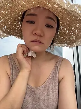 xiaochengzi505 online show from July 9, 2026, 12:55 am