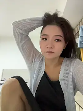 xiaochengzi505 online show from July 30, 2026, 1:05 am
