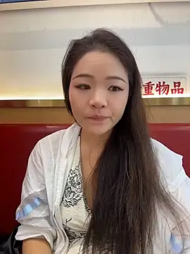 xiaochengzi505 online show from July 16, 2026, 1:46 am