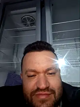 Snapshot of comeraba chatting on June 23, 2026, 3:04 am comeraba online show from June 23, 2026, 3:04 am