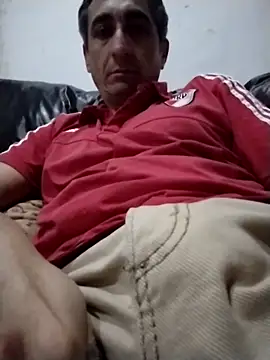 Snapshot of Alejandro83bsf chatting on May 26, 2026, 9:24 pm Alejandro83bsf online show from May 26, 2026, 9:24 pm
