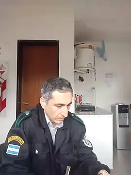 Alejandro83bsf online show from July 23, 2026, 1:41 pm