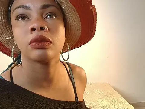 Reve Damour online show from May 27, 2026, 2:24 pm