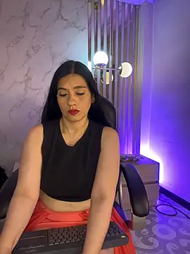 Dalila 5 online show from July 17, 2026, 7:33 pm