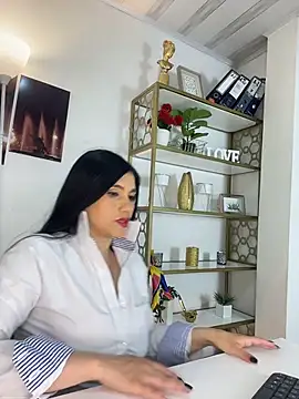 Dalila 5 online show from July 7, 2026, 7:28 pm