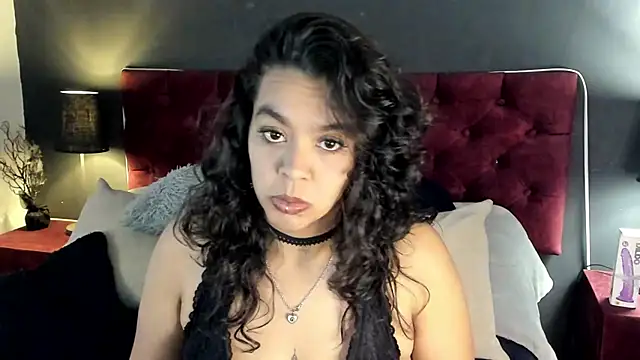ZiaNoir  online show from July 11, 2026, 2:39 pm