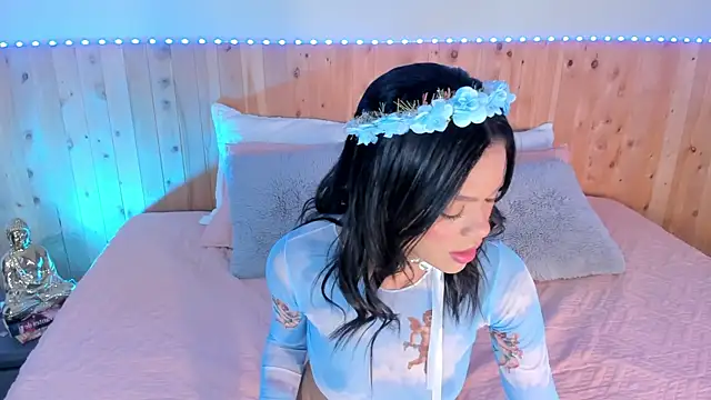 ChloeeSmiith online show from June 26, 2026, 12:11 pm