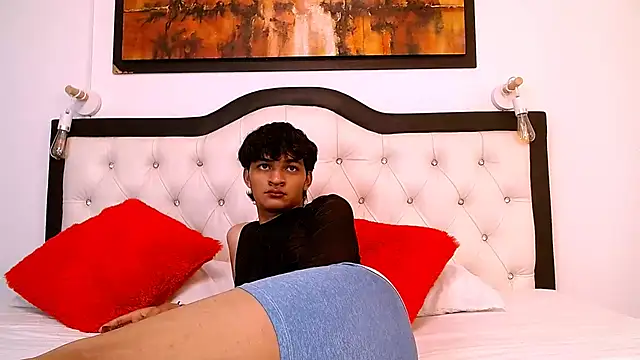 Snapshot of SahirCharm chatting on June 6, 2026, 11:59 am SahirCharm online show from June 6, 2026, 11:59 am