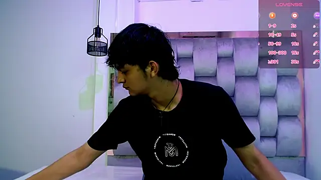 Snapshot of SahirCharm chatting on May 24, 2026, 1:22 pm SahirCharm online show from May 24, 2026, 1:22 pm