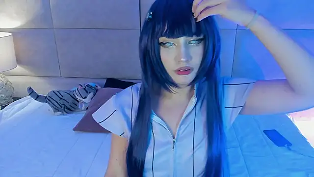 HikariBloom online show from June 10, 2026, 12:56 am