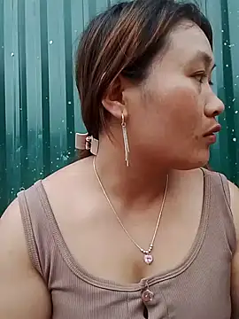 Lusy bae online show from April 29, 2026, 9:24 am