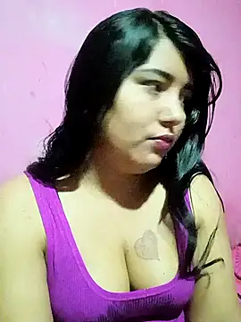 Snapshot of Estrellitadelmar chatting on May 30, 2026, 1:45 am Estrellitadelmar online show from May 30, 2026, 1:45 am