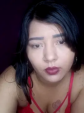 Snapshot of Estrellitadelmar chatting on June 4, 2026, 12:32 pm Estrellitadelmar online show from June 4, 2026, 12:32 pm