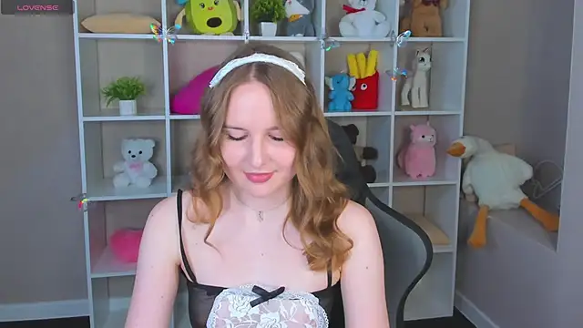 Emmaa Kimm online show from June 8, 2026, 1:28 am